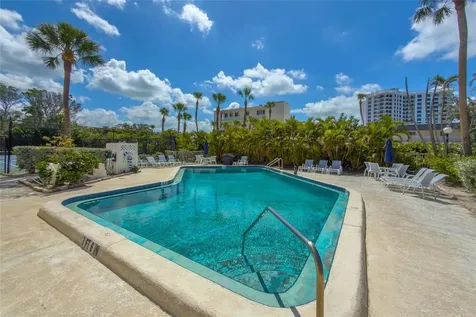 2675 Gulf Of Mexico Drive Longboat Key FL 34228