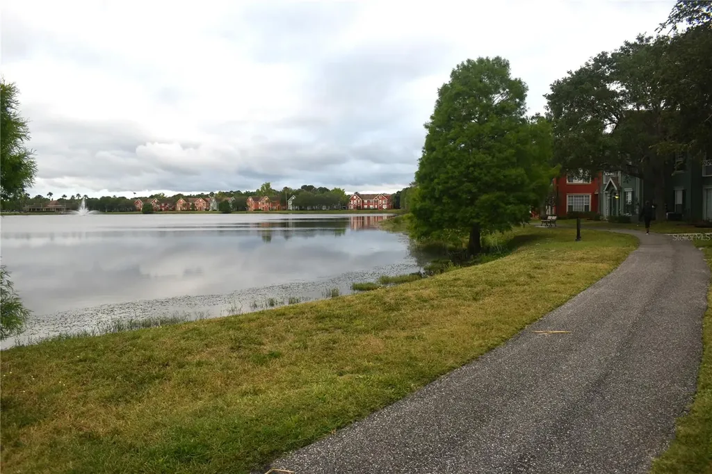9078 Lake Chase Island Way Tampa FL 33626