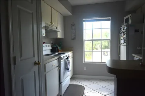 9078 Lake Chase Island Way Tampa FL 33626