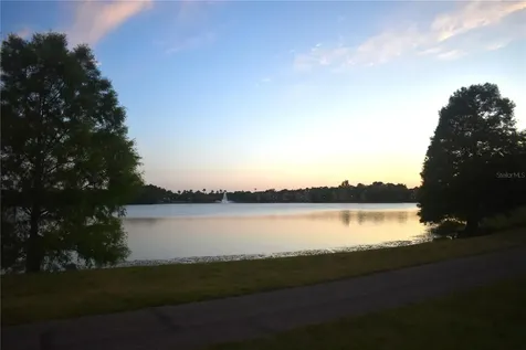 9078 Lake Chase Island Way Tampa FL 33626