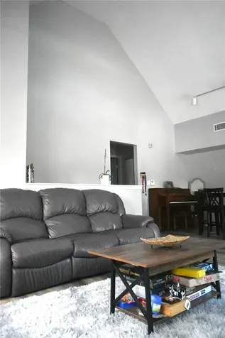 9078 Lake Chase Island Way Tampa FL 33626