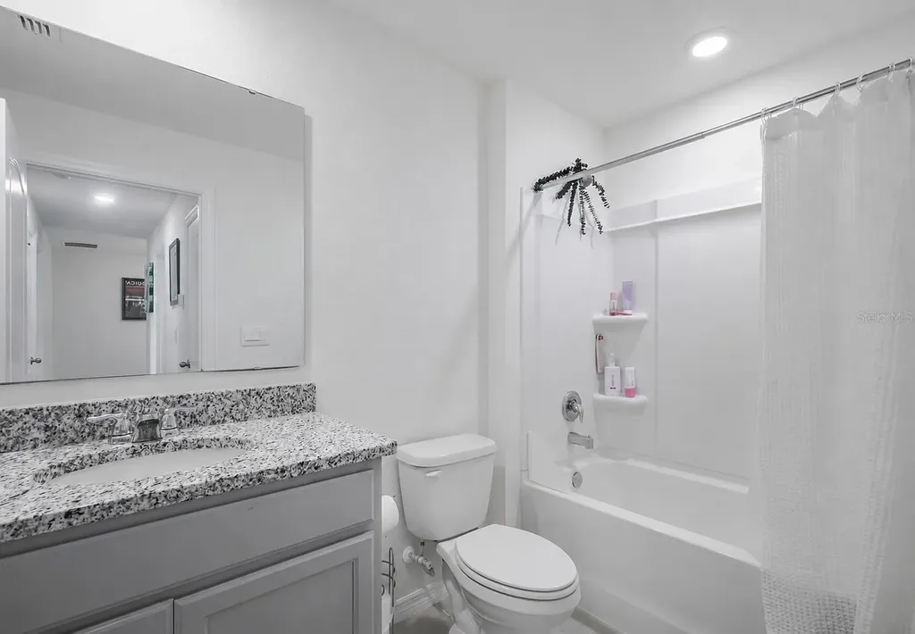 5189 Greenheart Avenue Mount Dora FL 32757