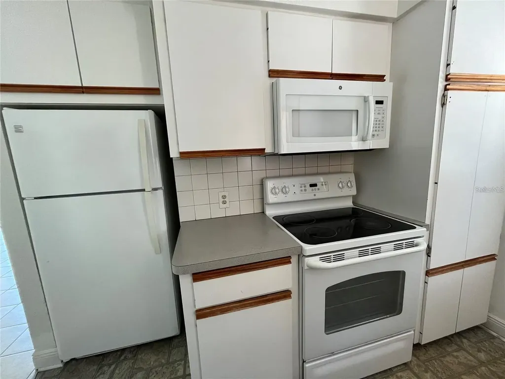 3842 Hawkeye Circle Sarasota FL 34232