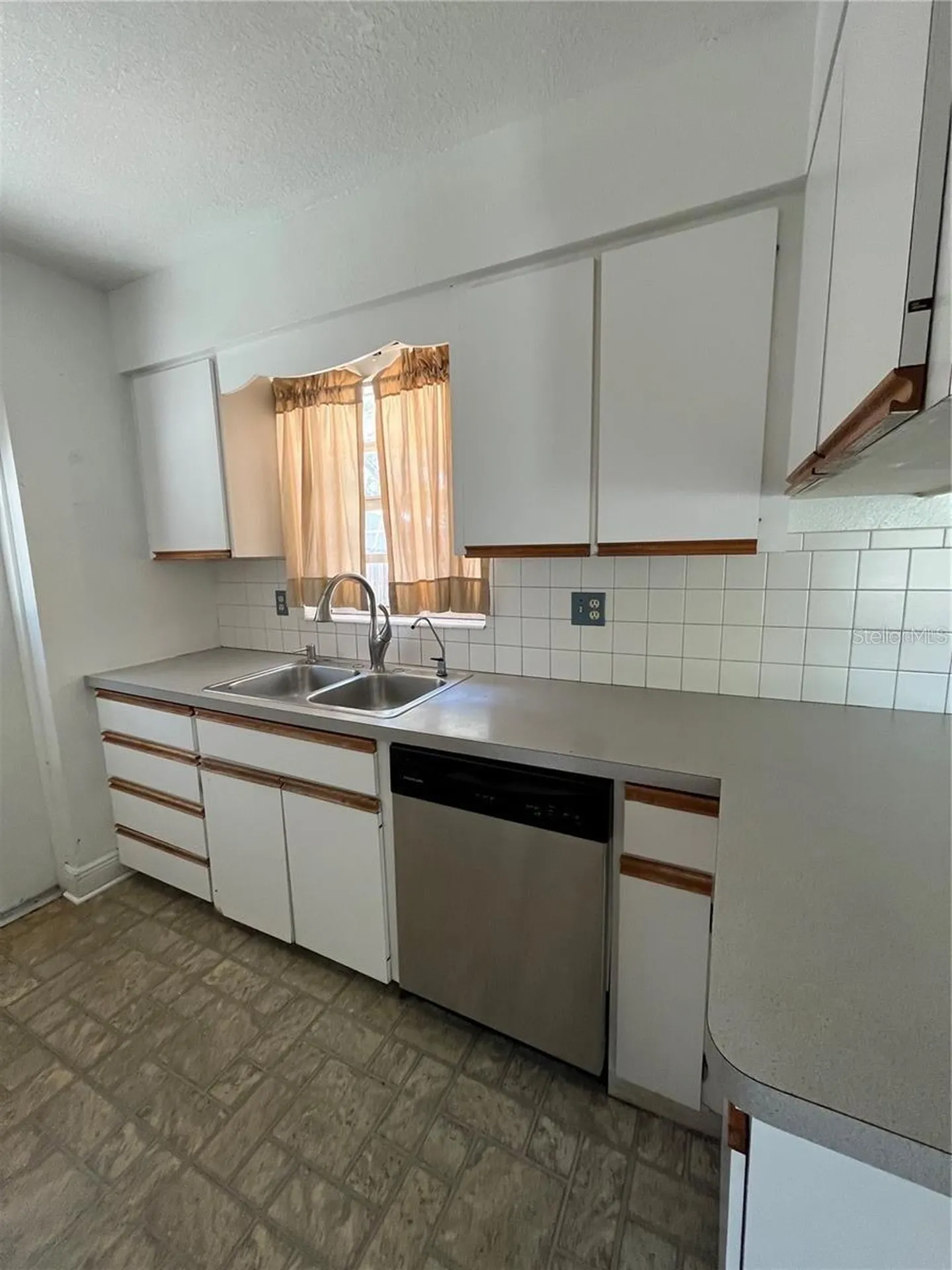 3842 Hawkeye Circle Sarasota FL 34232