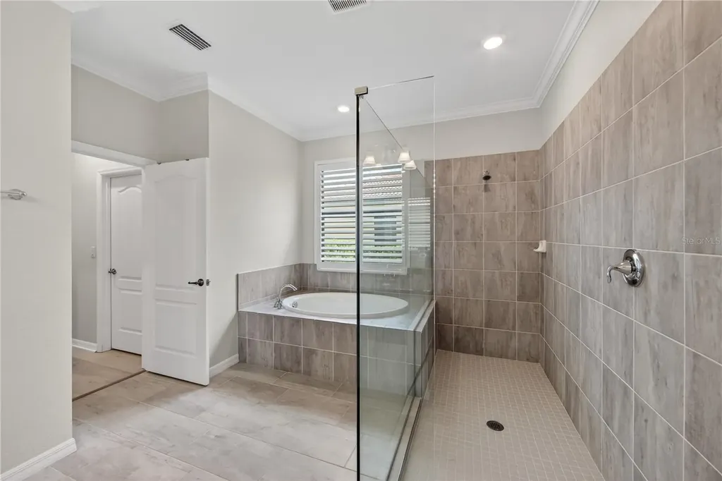 5119 Tobermory Way Bradenton FL 34211