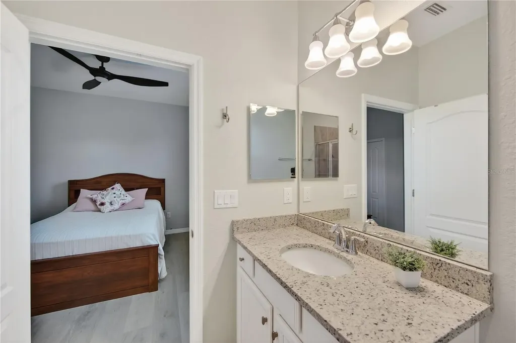 5119 Tobermory Way Bradenton FL 34211