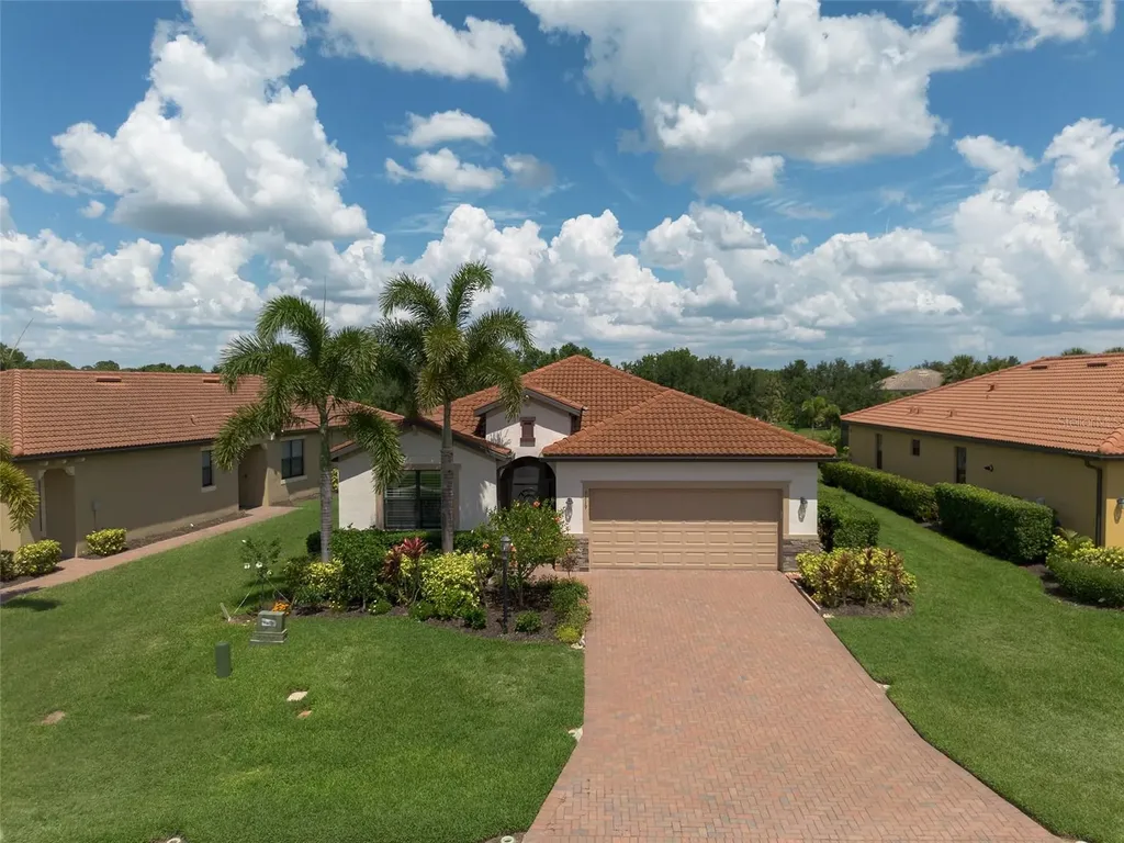 5119 Tobermory Way Bradenton FL 34211