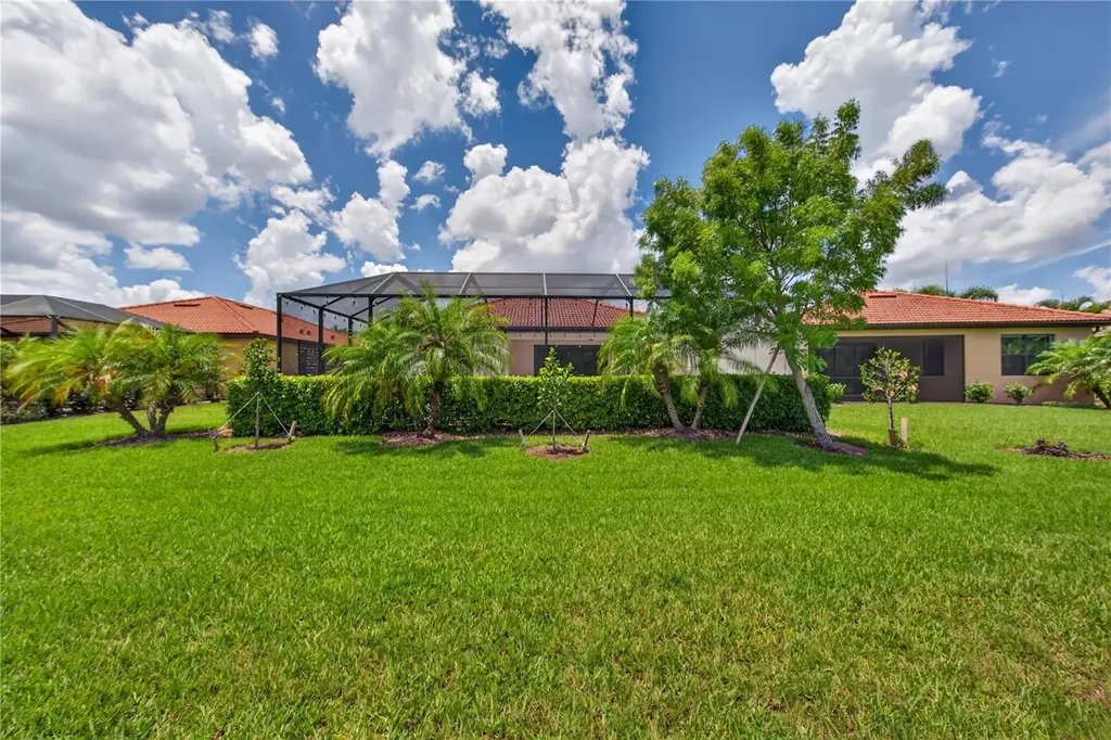 5119 Tobermory Way Bradenton FL 34211