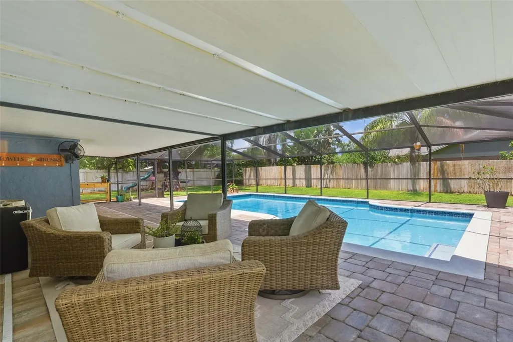 4221 Water Oaks Lane Tampa FL 33618