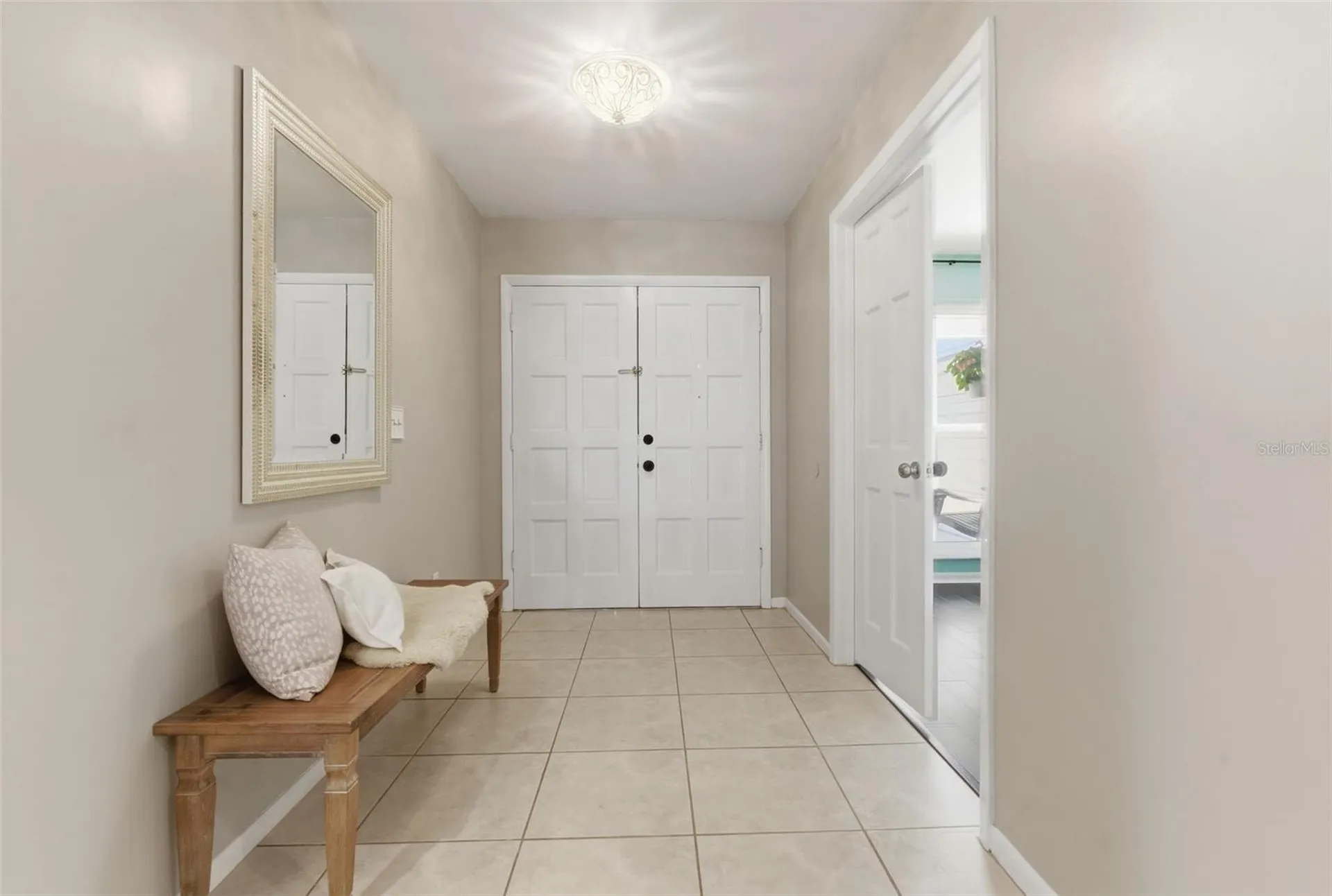 4221 Water Oaks Lane Tampa FL 33618