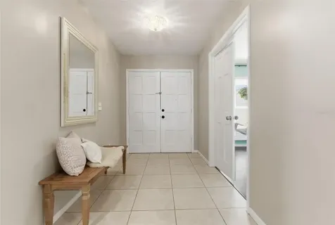 4221 Water Oaks Lane Tampa FL 33618