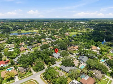 4221 Water Oaks Lane Tampa FL 33618