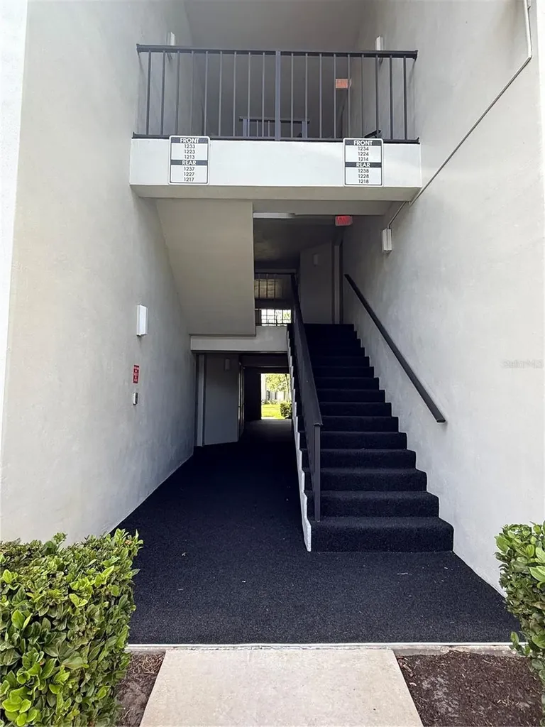 1223 S Pine Ridge Circle Sanford FL 32773
