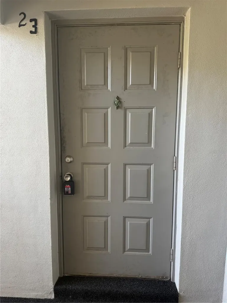1223 S Pine Ridge Circle Sanford FL 32773