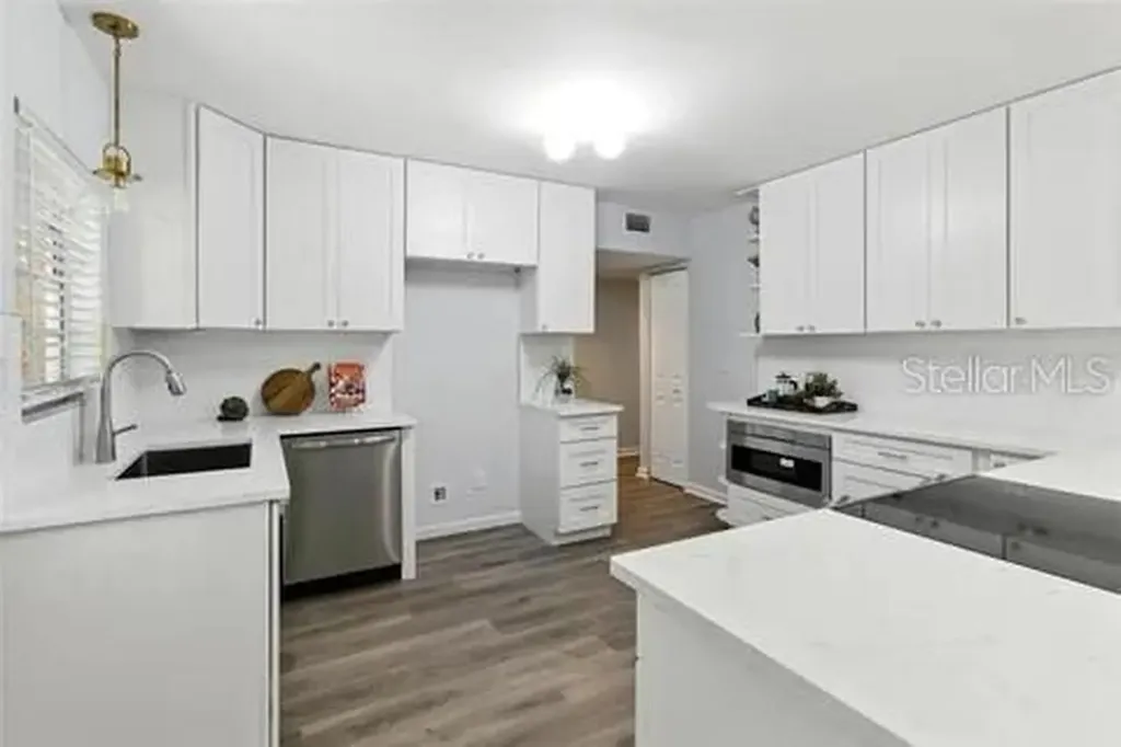 2510 Lake Ellen Drive Tampa FL 33618