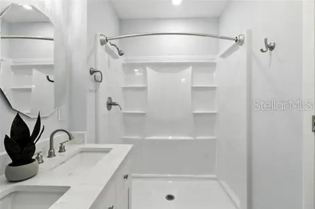 2510 Lake Ellen Drive Tampa FL 33618
