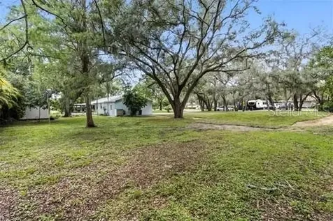 2510 Lake Ellen Drive Tampa FL 33618