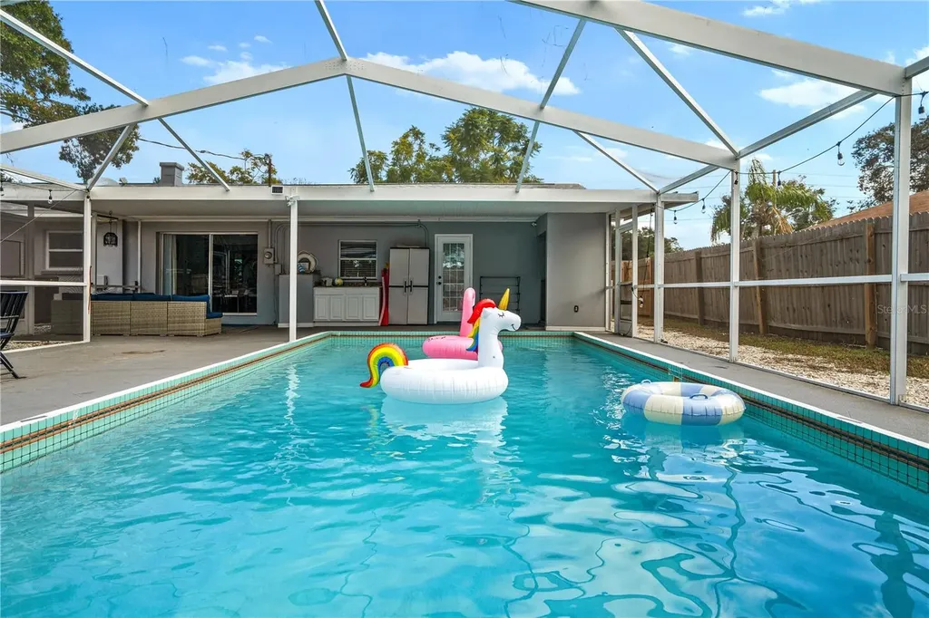 1626 Young Avenue Clearwater FL 33756