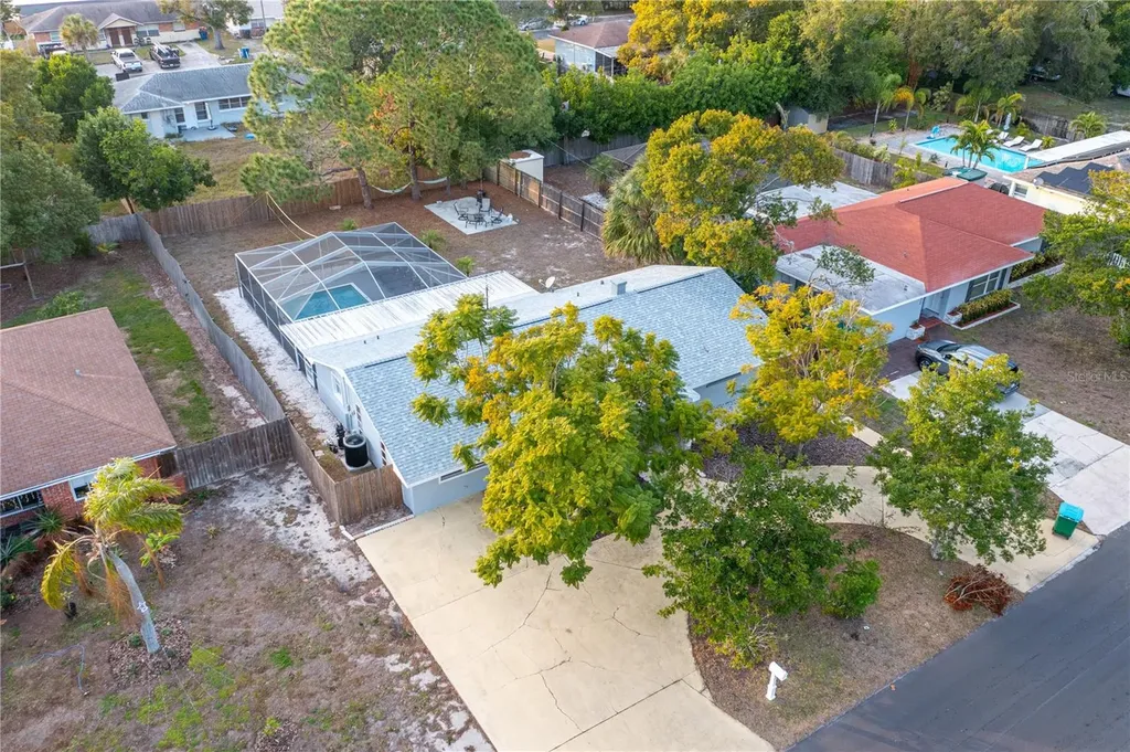 1626 Young Avenue Clearwater FL 33756