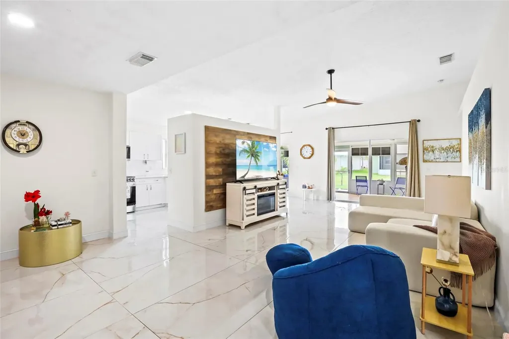 6648 Gaviota Fort Pierce FL 34951