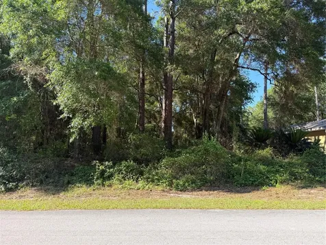 10927 N Airway Loop Citrus Springs FL 34434