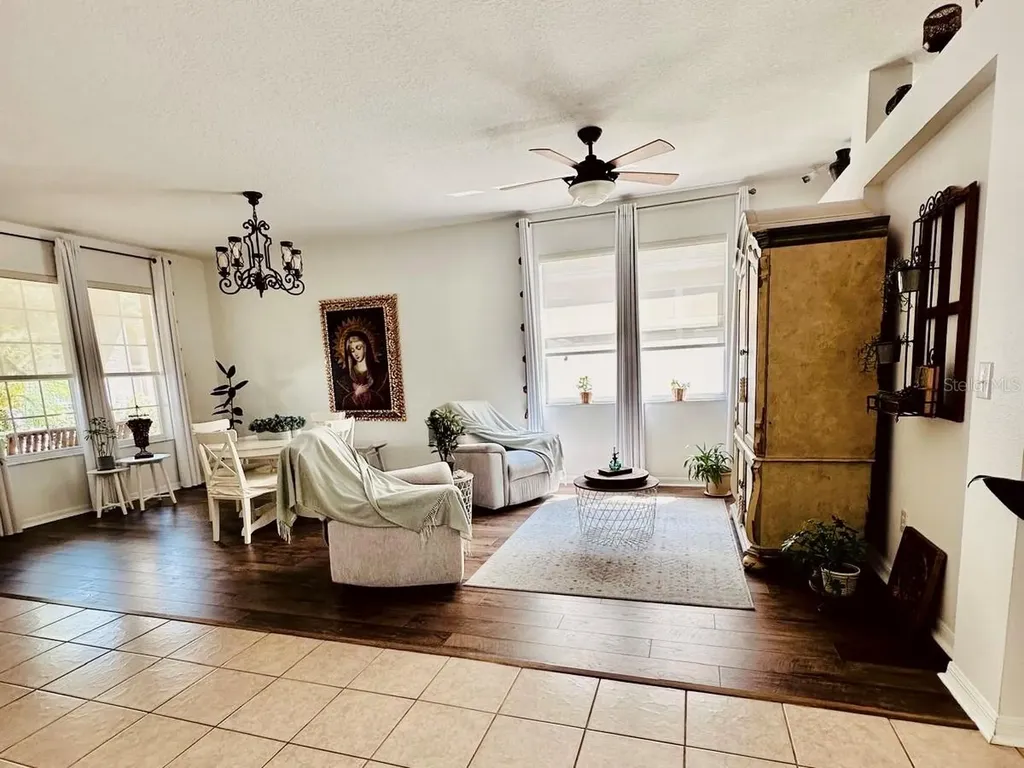 24900 Oakhaven Court Lutz FL 33559