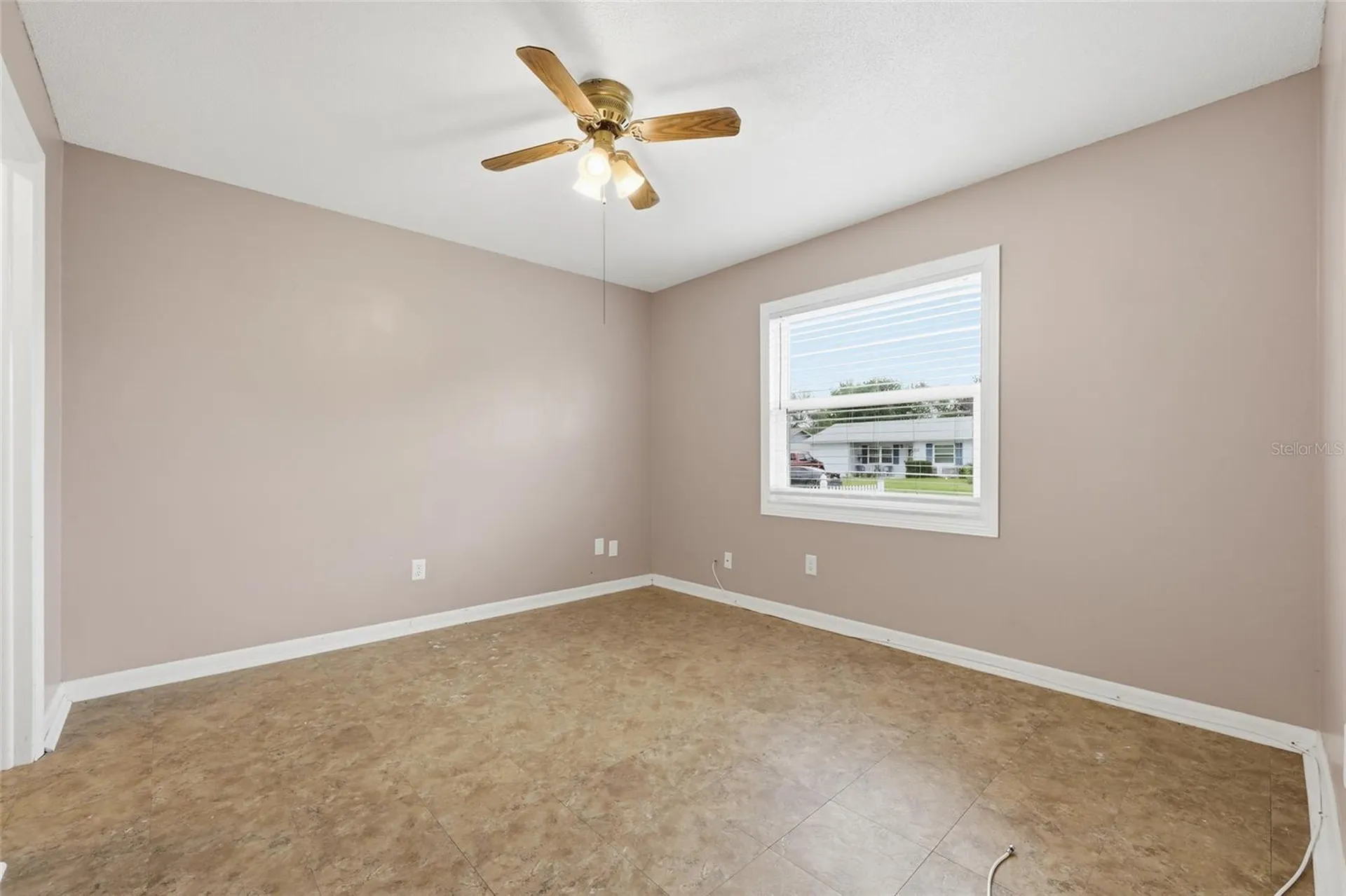 4048 Castlegate Drive Orlando FL 32839