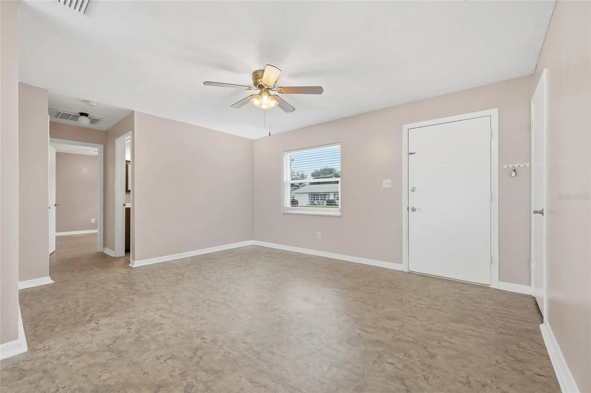 4048 Castlegate Drive Orlando FL 32839
