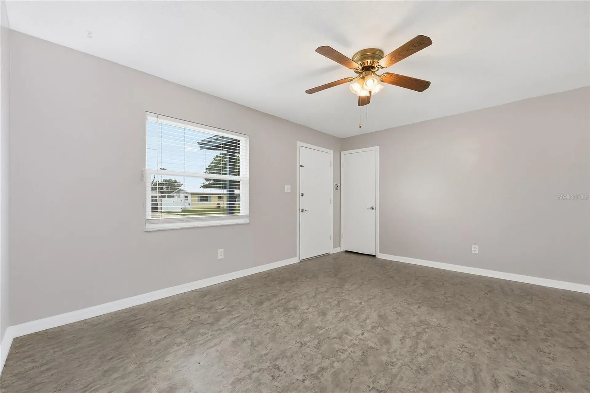 4048 Castlegate Drive Orlando FL 32839