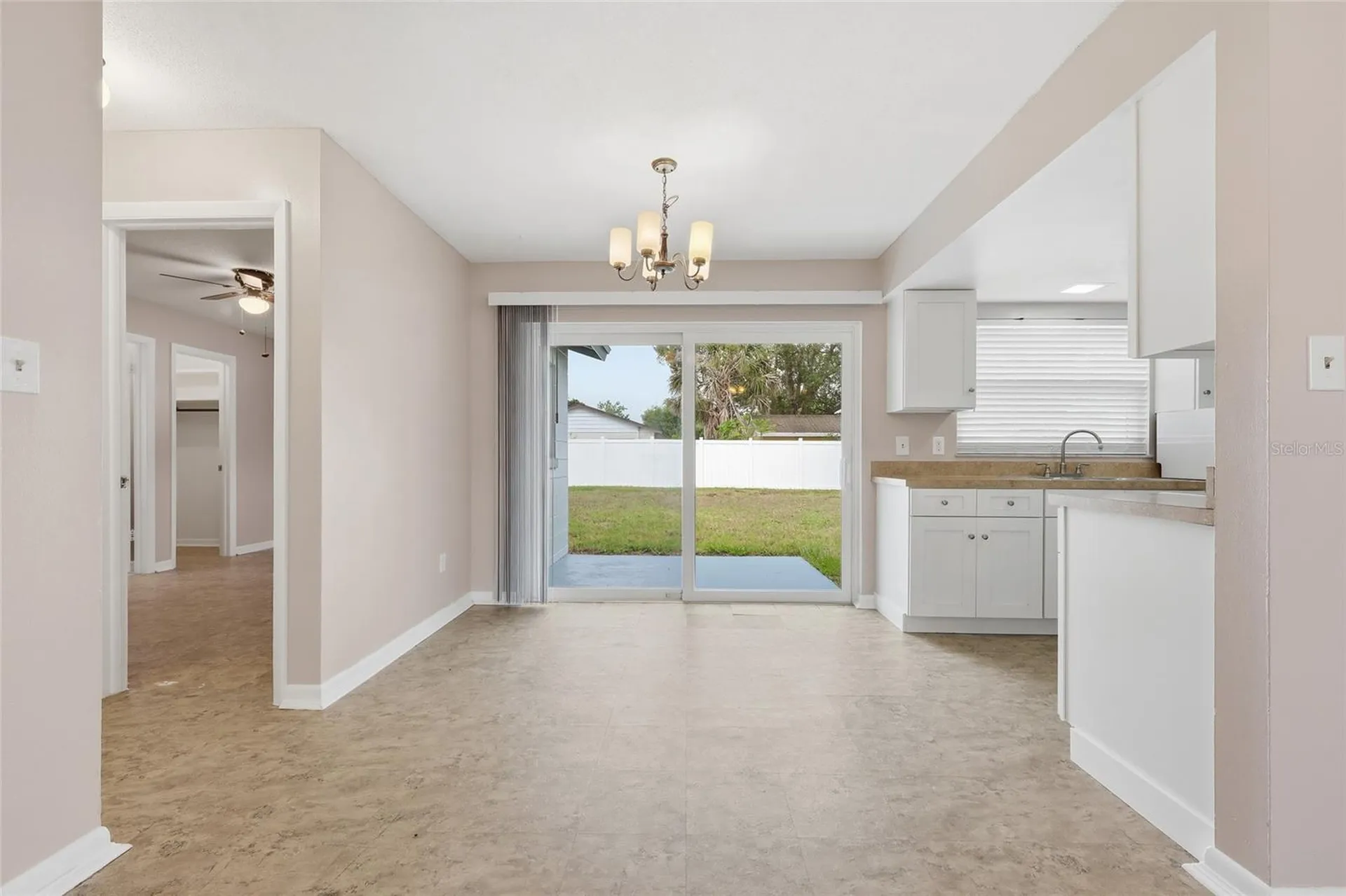 4048 Castlegate Drive Orlando FL 32839