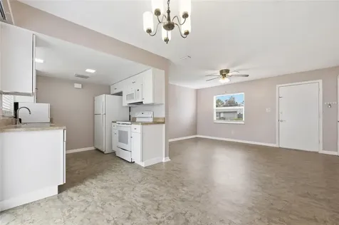 4048 Castlegate Drive Orlando FL 32839