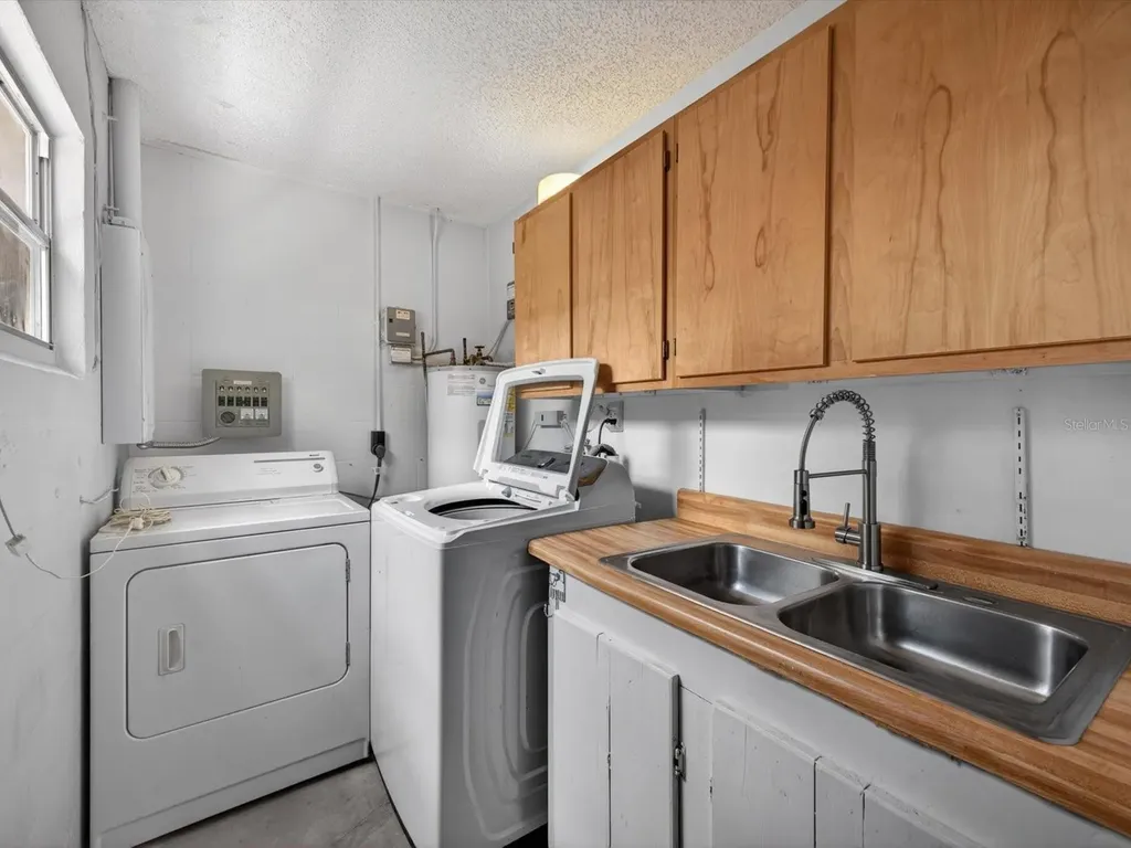 115 E Palm Street Davenport FL 33837