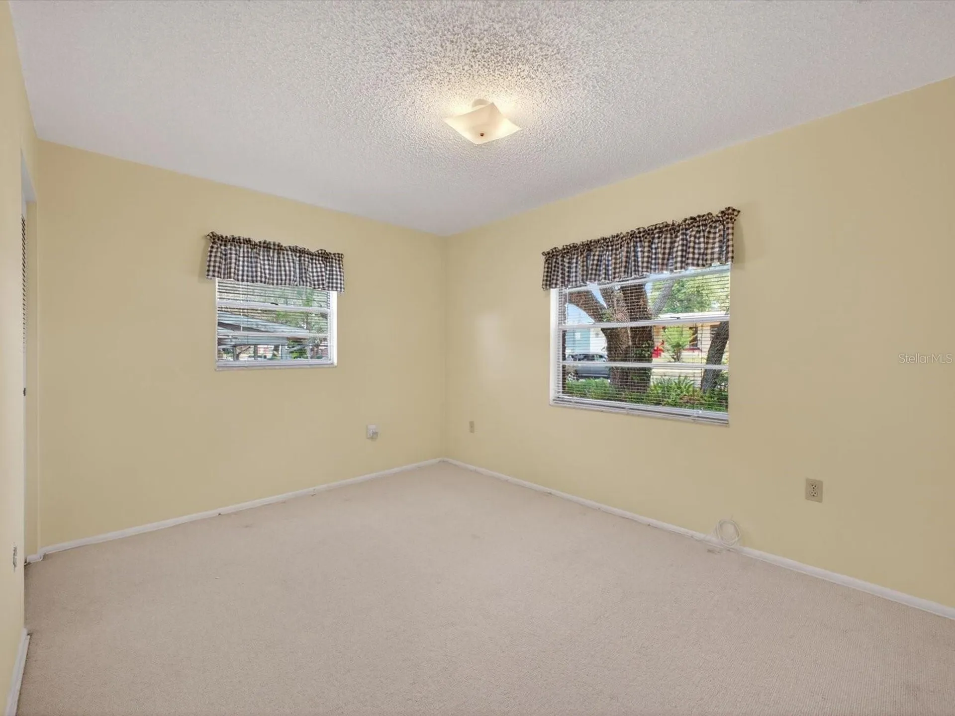 115 E Palm Street Davenport FL 33837