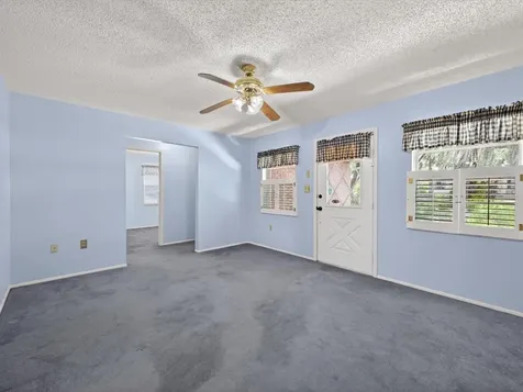 115 E Palm Street Davenport FL 33837