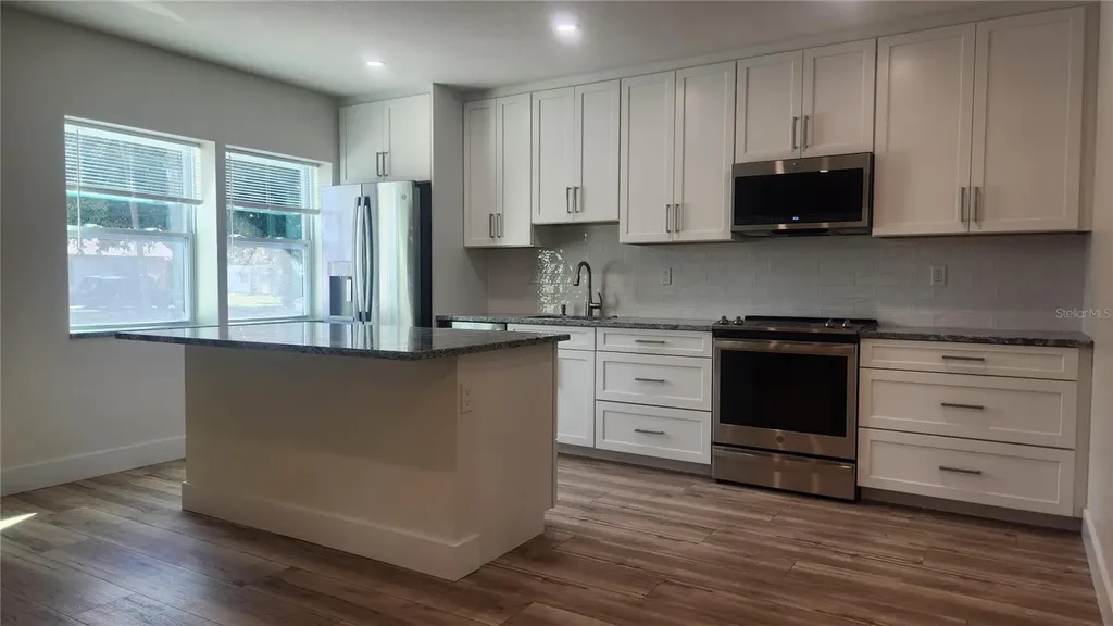 2117 5th Street Sarasota FL 34237