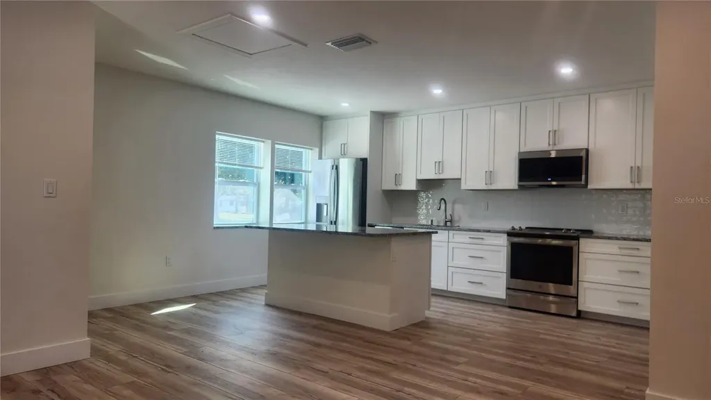 2117 5th Street Sarasota FL 34237