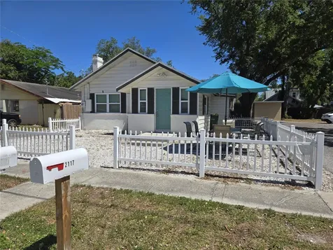 2117 5TH Street Sarasota FL 34237