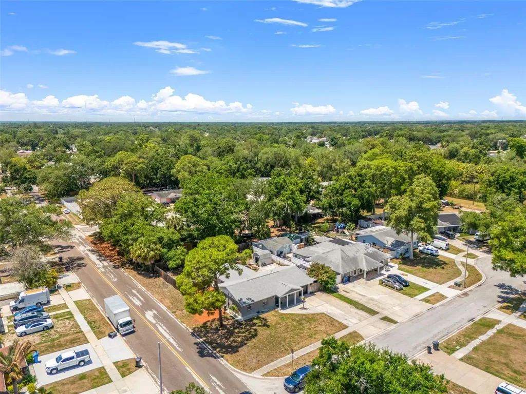 6802 Cresthill Court Tampa FL 33615