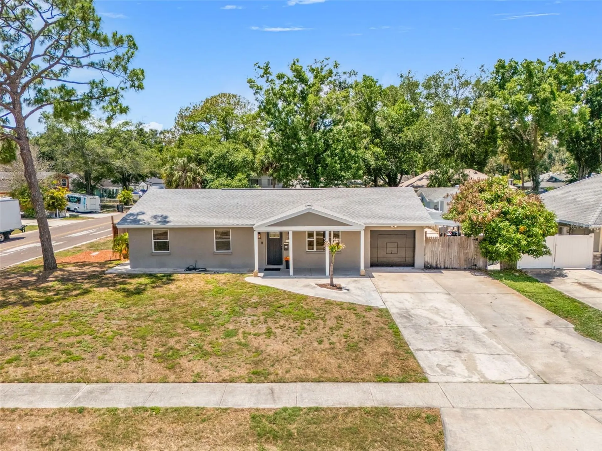 6802 Cresthill Court Tampa FL 33615