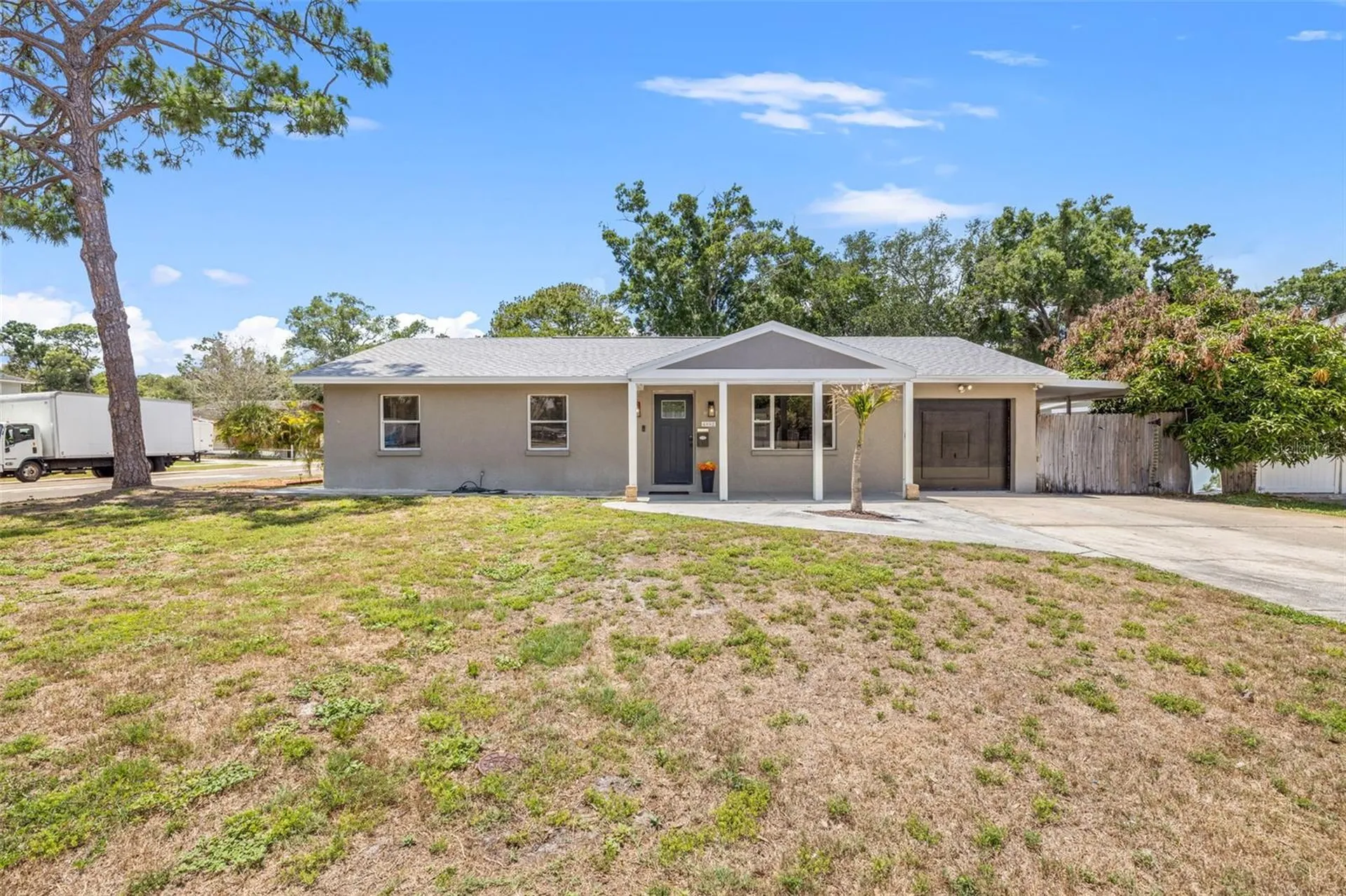 6802 Cresthill Court Tampa FL 33615