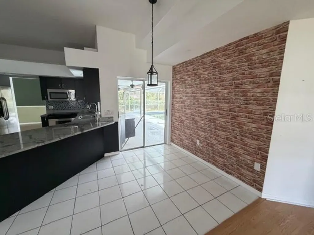 1235 Odoniel Loop S Lakeland FL 33809