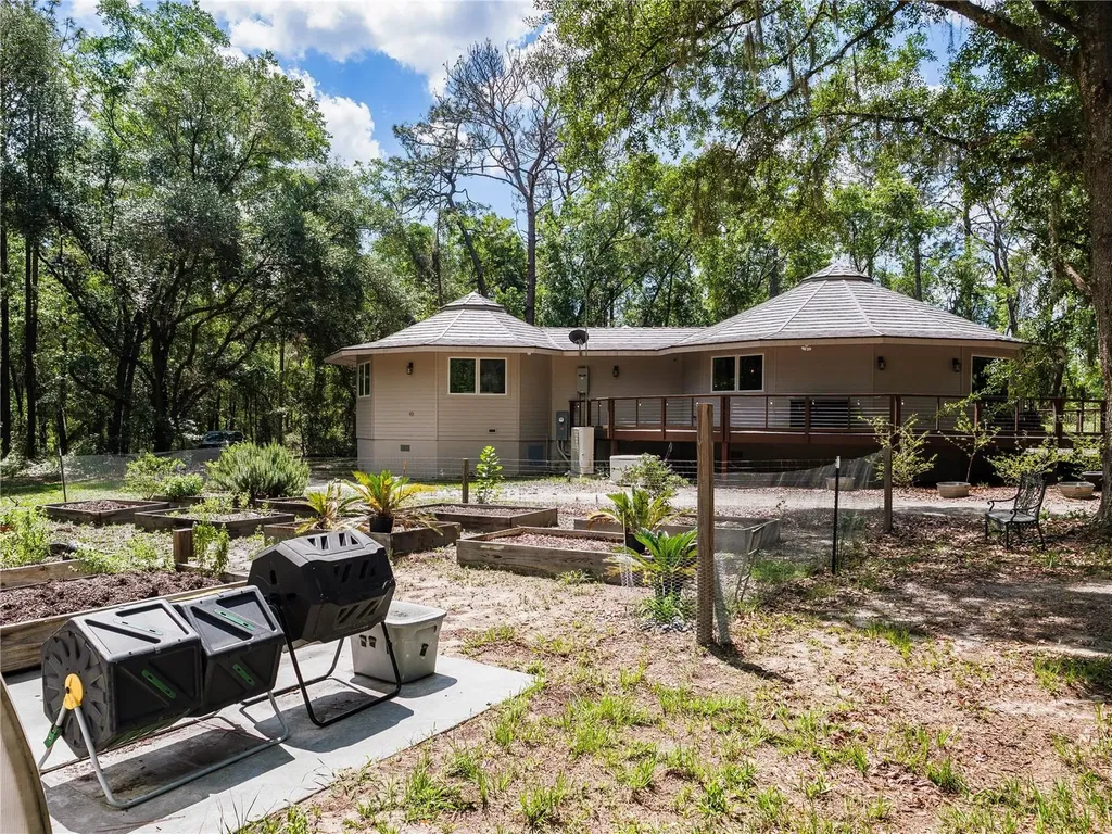 13797 NE 199th Street Waldo FL 32694