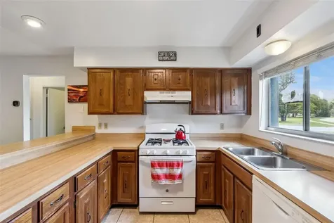 10044 Garrison Lane Orlando FL 32821