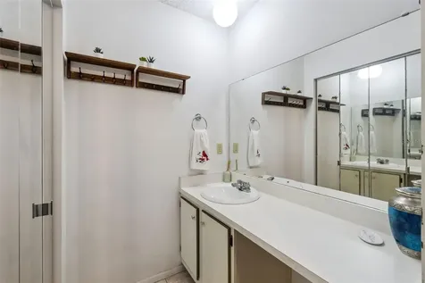 10044 Garrison Lane Orlando FL 32821