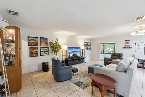 10044 Garrison Lane Orlando FL 32821
