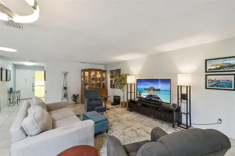 10044 Garrison Lane Orlando FL 32821