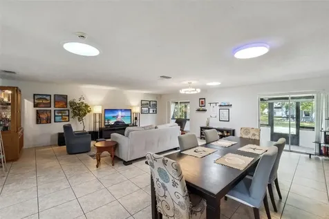 10044 Garrison Lane Orlando FL 32821