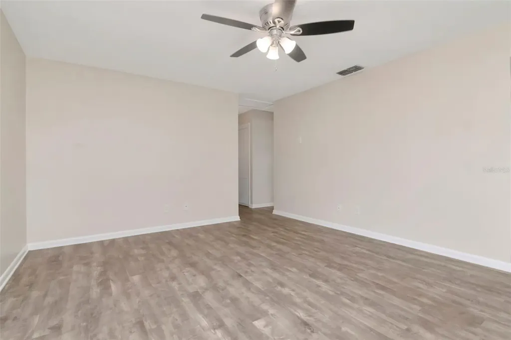 126 Kingsway Road Brandon FL 33510
