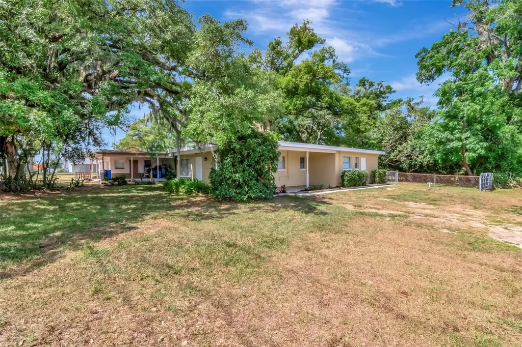 126 Kingsway Road Brandon FL 33510