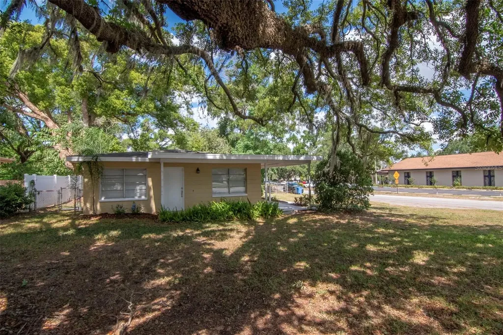 126 Kingsway Road Brandon FL 33510